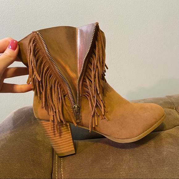 Western Style Tassle Bootie - Size 9 - Picture 3 of 3